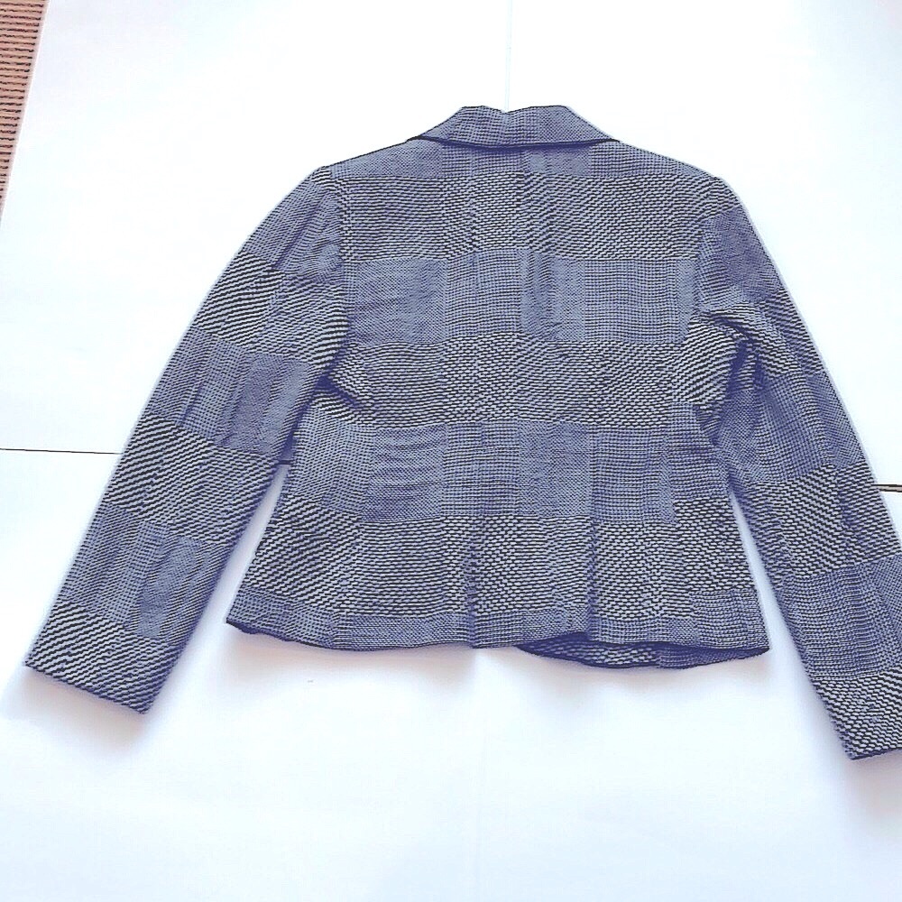 Zucchero tweed jacket.  Great fitting feminine details jacket.  Great front - Picture 4 of 4